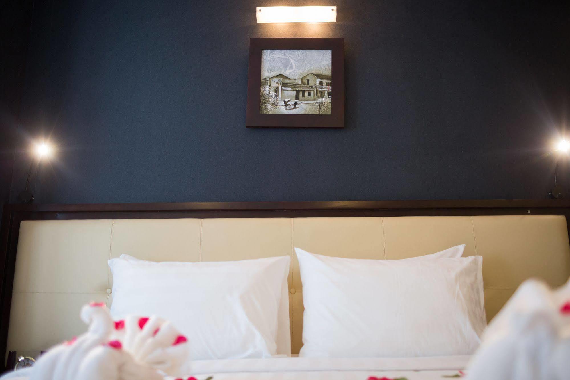 Serene Premier Hotel Ханой Екстер'єр фото