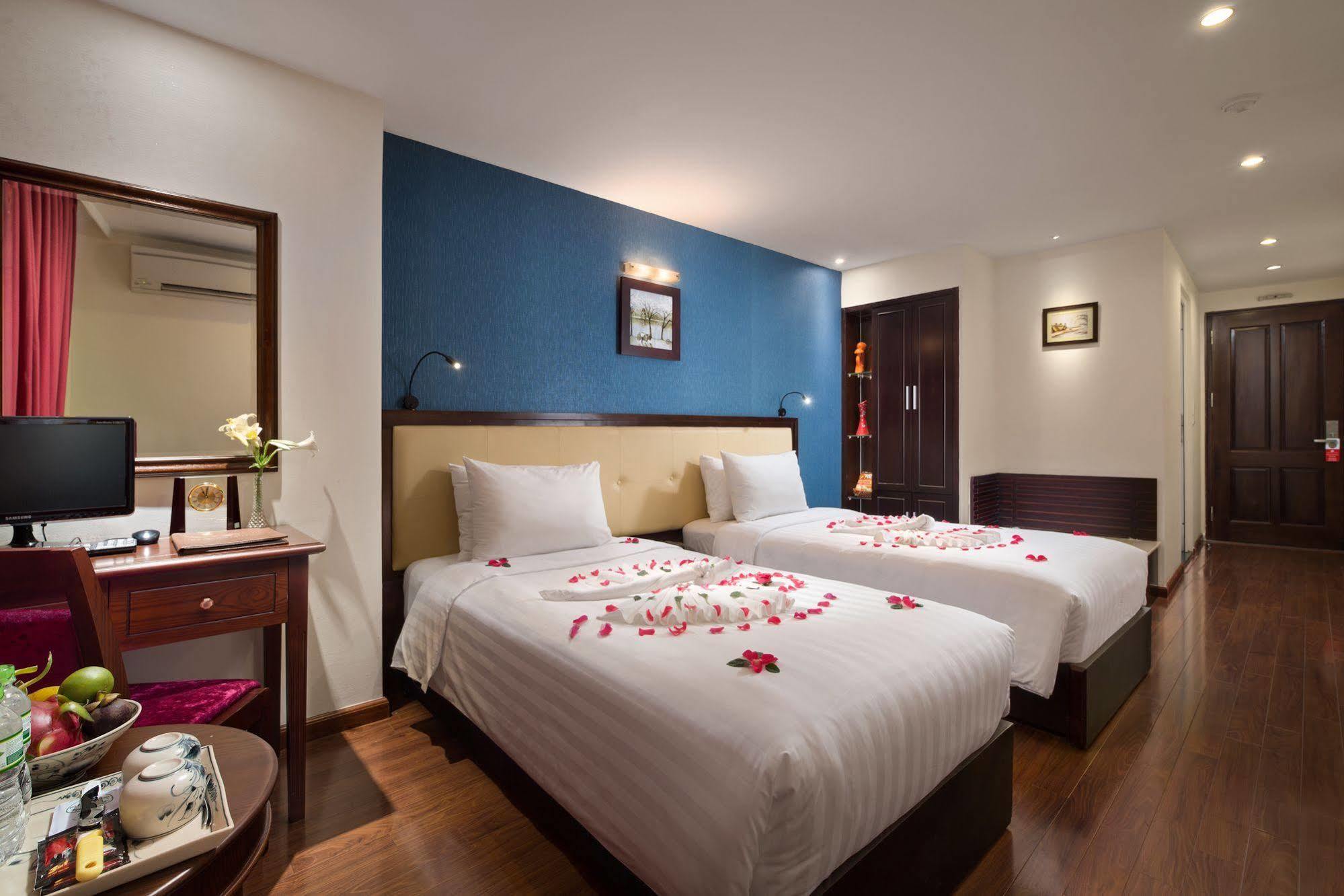 Serene Premier Hotel Ханой Екстер'єр фото